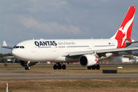 VH-EBM @ YBBN - Qantas Airbus A330