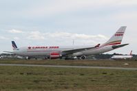 C-GGWC @ LFBD - F-WWQL stored Bordeaux march 2003 - by Jean Goubet-FRENCHSKY