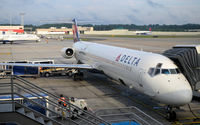 N947DL @ KATL - Atlanta - by Ronald Barker