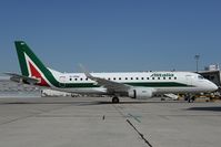 EI-RDM @ LOWW - Alitalia Embraer 175