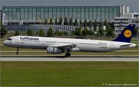 D-AIRA @ EDDM - decelerating after touchdown - by Friedrich Becker