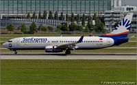 TC-SNP @ EDDM - decelerating after touchdown - by Friedrich Becker