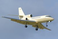 N352WB @ KSAT - On approach 12R - by RWB