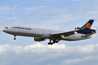 D-ALCM @ EDDF - On finals for r/w 25L