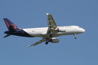 OO-SNB @ EBBR - Flight SN3633 is climbi,g from RWY 07R - by Daniel Vanderauwera