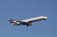 N800SK @ KSNA - CL600-2D24