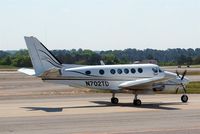 N702TD @ KPDK - Beech B100 King Air [BE-110] Atlanta-Dekalb Peachtree~N 21/04/2010 - by Ray Barber