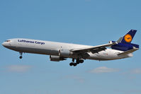 D-ALCD @ EDDF - On short finals for r/w 25L