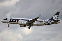 SP-LIO @ EDDF - On short finals for r/w 25L