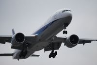 JA789A @ KLAX - Short Final for 24R - by samtheman747