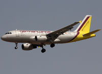 D-AKNV @ LEBL - Landing rwy 25R - by Shunn311