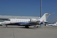 HB-JFA @ LOWW - Challenger 605 - by Dietmar Schreiber - VAP