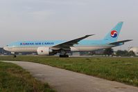 HL8252 @ LOWW - Korean Air Boeing 777-200 - by Dietmar Schreiber - VAP