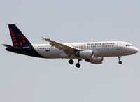 OO-SND @ LEBL - Landing rwy 25R - by Shunn311