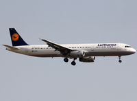 D-AIDT @ LEBL - Landing rwy 25R - by Shunn311