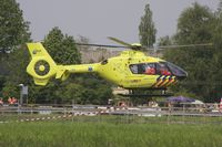 PH-ELP @ EHVK - Outside the town of Volkel during Volkel in de Wolken, a local airshow, which is held in the weekend after Ascencion Day in 2012