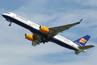 TF-FIV @ EGLL - Icelandair