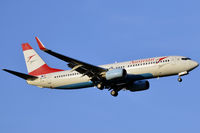 OE-LNQ @ LOWW - final approach on rwy 16 - by Markus Grafeneder