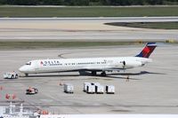 N962DL @ TPA - Delta MD-88