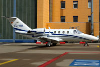 EC-HIN @ CGN - visitor - by Wolfgang Zilske
