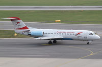 OE-LFR @ LOWW - Austrian Arrows Fokker 70 - by Thomas Ranner