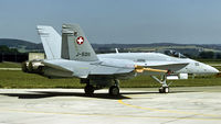 J-5011 @ LSMP - taxying to the active at Payerne AB