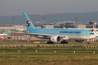 HL8251 @ EDDF - Korean Air 777-200 - by Andy Graf-VAP