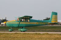 N7040T @ KOSH - Cessna 172 - by Mark Pasqualino
