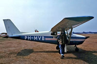 PH-MVB @ EHHV - Cessna 172A [47425] Hilversum~PH 29/08/1976