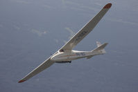 PH-192 - Prefect above Soesterberg Gliding field - by M. lodder