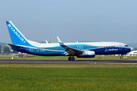 EI-DCL @ LOWL - Raynair Boeing B737-8AS Dreamliner style landing in LOWL/LNZ - by Janos Palvoelgyi