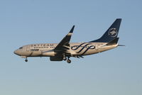 YR-BGF @ EBBR - Flight RO371 is descending to RWY 25L