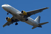 EC-LAA @ EGLL - Airbus A320-214 [2678] (Vueling Airlines) Home~G 28/06/2010 - by Ray Barber