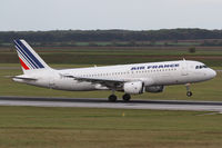 F-GFKH @ LOWW - Air France Airbus A320 - by Thomas Ranner