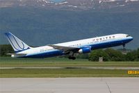 N658UA @ LSGG - LSGG/GVA EBACE 2012 Heading back to KIAD - by Nick Dean