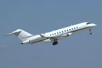 N376G @ KPDK - Bombardier BD-700-1A11 Global 5000 [9164] Atlanta-Dekalb Peachtree~N  23/04/2010