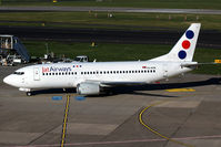 YU-AON @ DUS - visitor - by Wolfgang Zilske