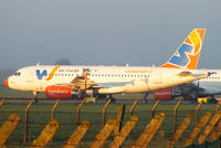 EI-ECY photo, click to enlarge EI-ECY photo, click to enlarge