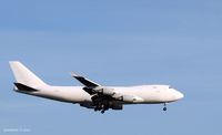 B-18722 - Final Approach To JFK - by gbmax