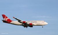 G-VHOT - Final approach to JFK - by gbmax