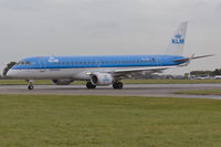PH-EZC @ EGSH - KLM16L about to line up on RWY 09