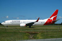 VH-VXD @ YBBN - Boeing 737-838 [29552] (QANTAS) Brisbane International~VH 18/03/2007