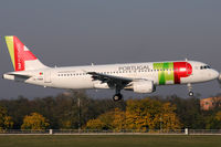 CS-TMW @ BUD - TAP - Air Portugal - by Chris Jilli