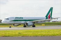 EI-DSC @ EPWA - Airbus A320-214, - by Jerzy Maciaszek