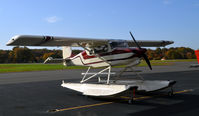 N136WF @ KOMH - Orange - by Ronald Barker