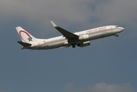CN-RNP @ EBBR - Flight AT679 is climbing from RWY 07R