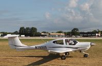 N793US @ KOSH - Diamond DA 40 - by Mark Pasqualino
