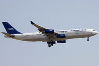 LV-ZPO @ LEBL - Landing - by micka2b