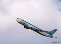VP-BUE - After Taske-off from JFK - by gbmax