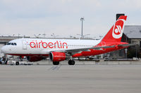 OE-LOA @ VIE - Air Berlin (NIKI) - by Chris Jilli